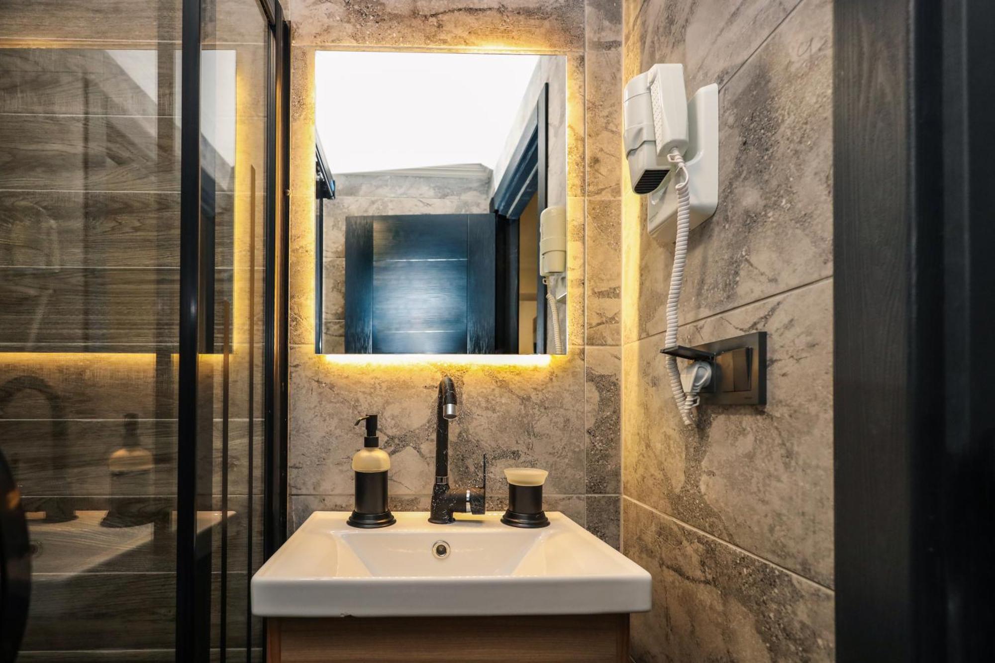 Galata Master Hotel Istanbul Bagian luar foto